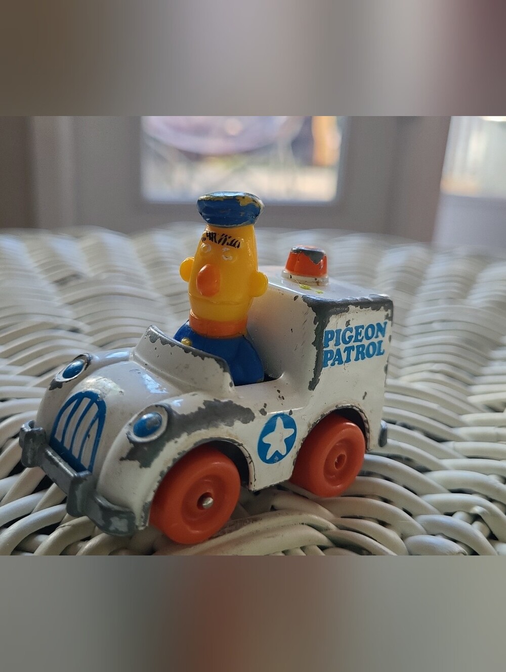 Playskool 1981 Sesame Street "Bert's Pigeon Patrol Car" Muppets Inc. White
